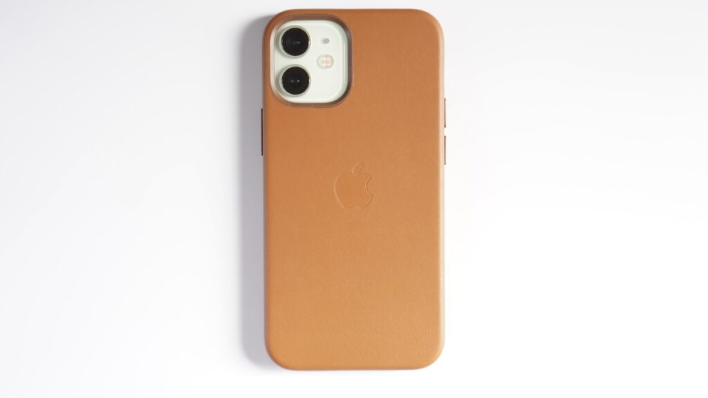 iPhone_leathercase_brown