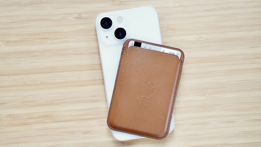 iPhone_leather_wallet