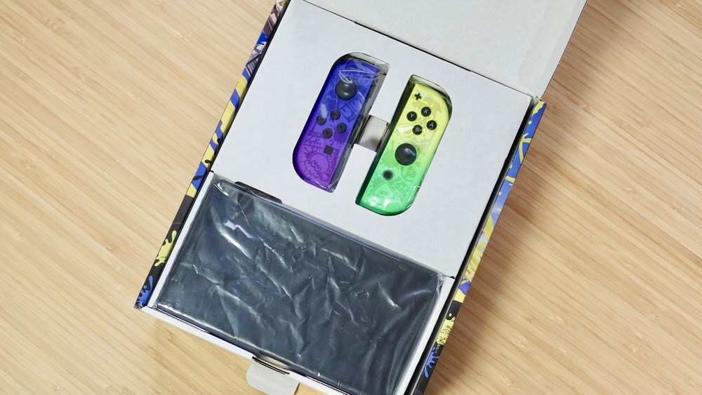 Nintendo Switch（有機ELモデル） スプラトゥーン3エディションを開封