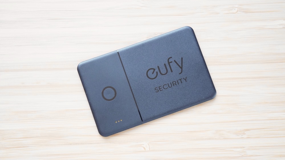 Anker Eufy Security SmartTrack Cardの表面