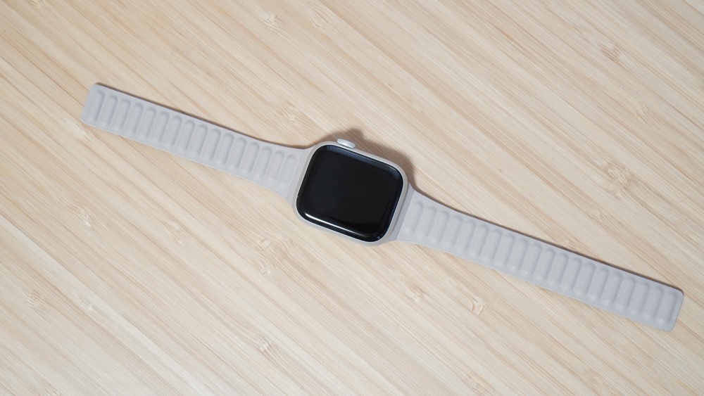 Apple WatchにMagnet Link Bandを装着