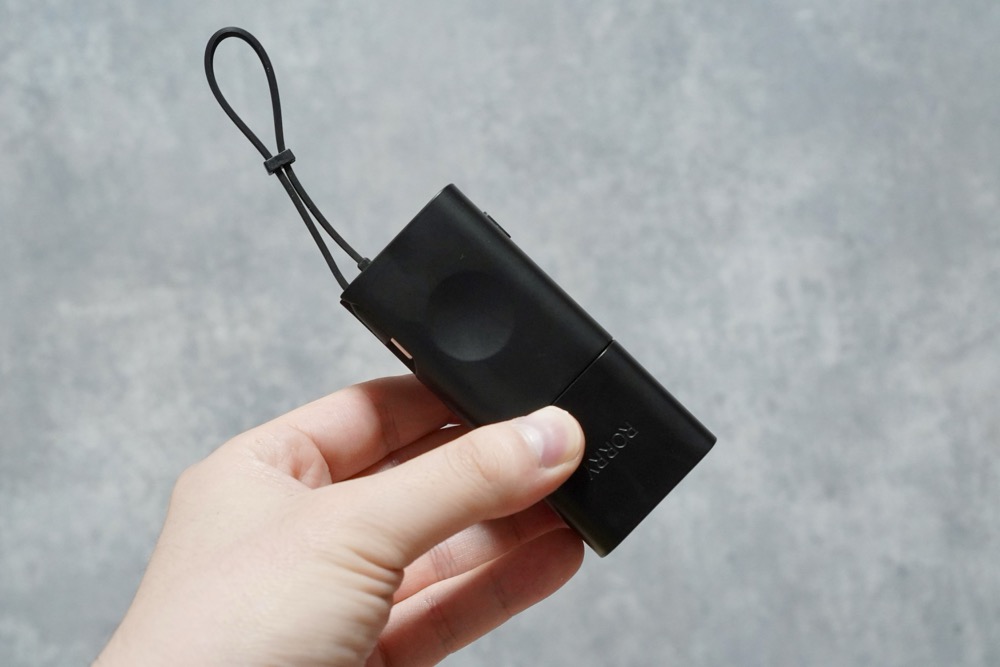 RORRY コンセント一体型モバイルバッテリー