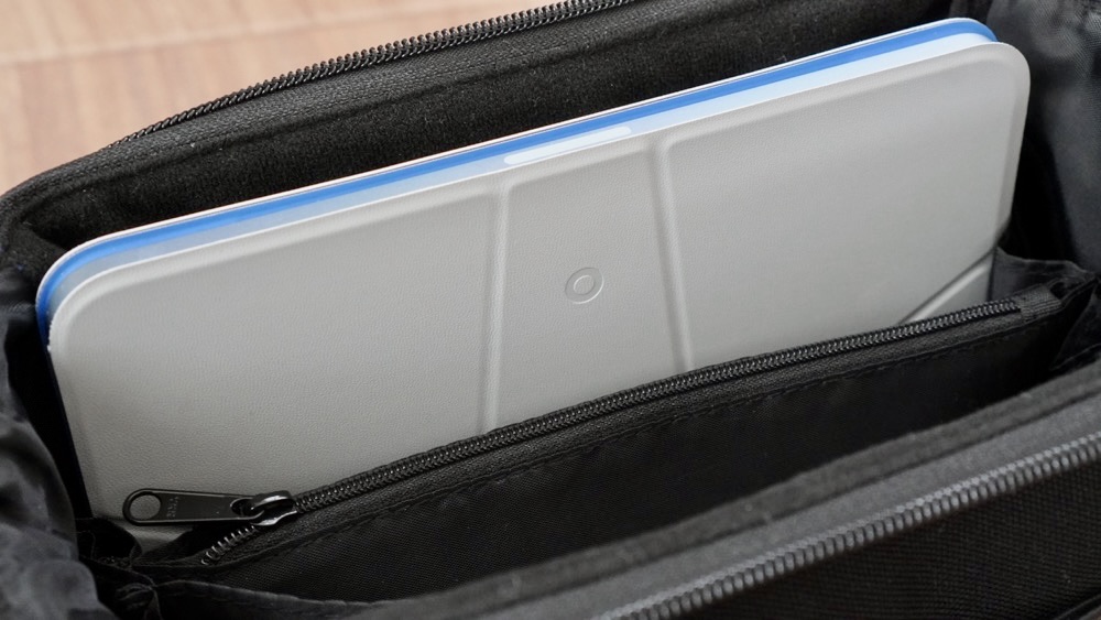 iPad miniを収納した様子