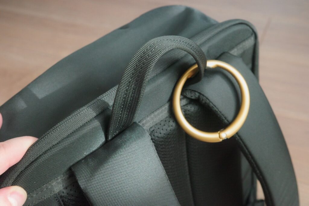 THE TOKYO TECHPACK AIRにCLIPAを装着