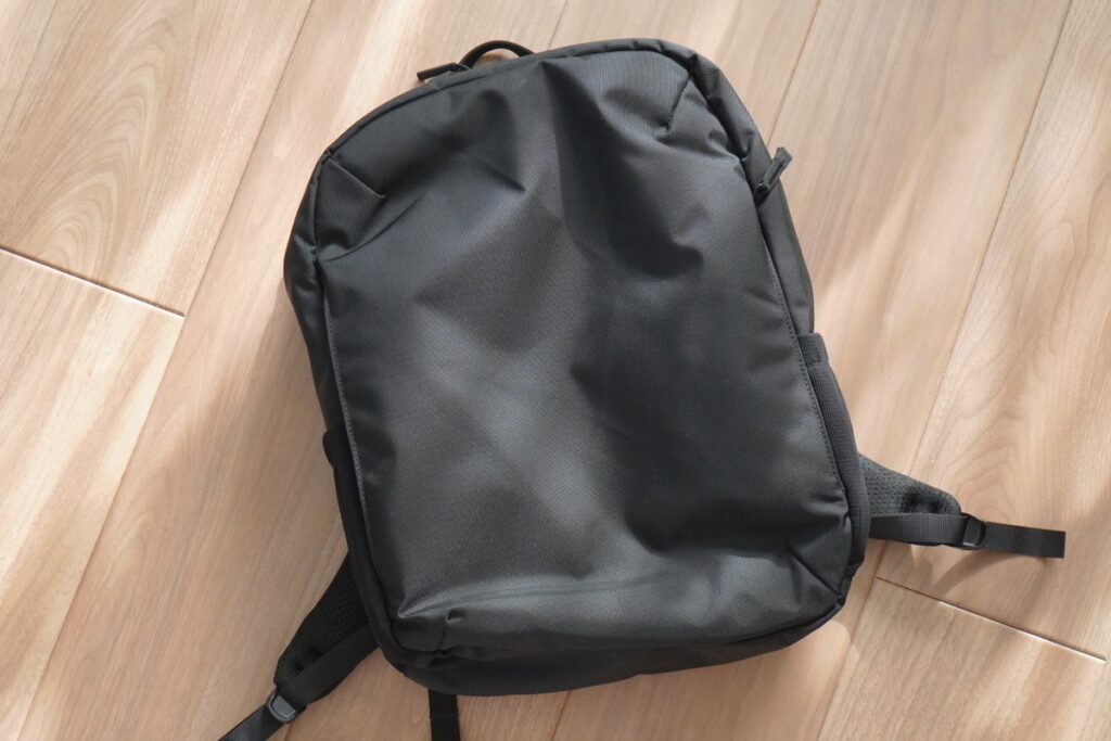 THE TOKYO TECHPACK AIRは、自立しにくい