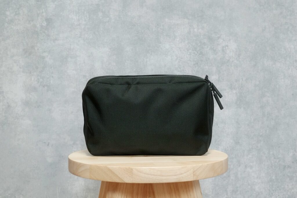 THE TOKYO TECHPACK POUCHのデザイン