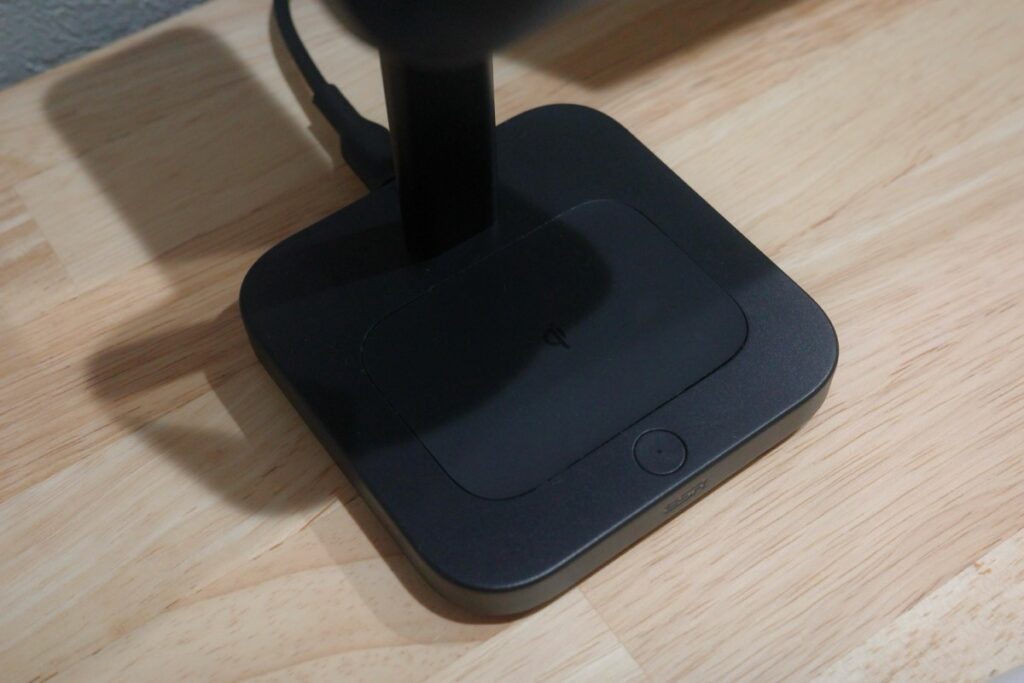 ESR Qi2.2対応・冷却ファン搭載 3in1充電器の土台