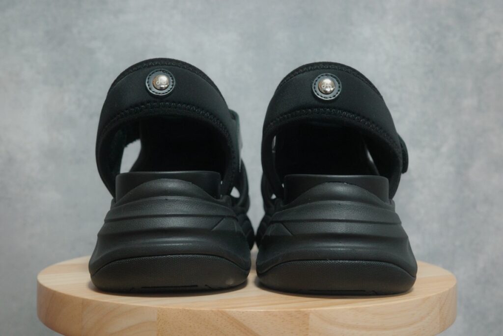 OAO MONOLITH NYLONの後面