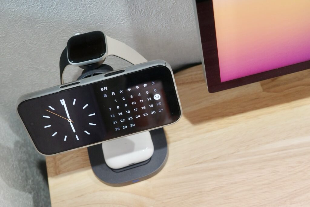 Apple Watch充電はiPhoneの後面