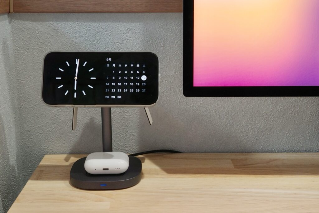 RORRY 冷却ファン付き3-in-1ワイヤレス充電器は、iPhoneのスタンバイに対応
