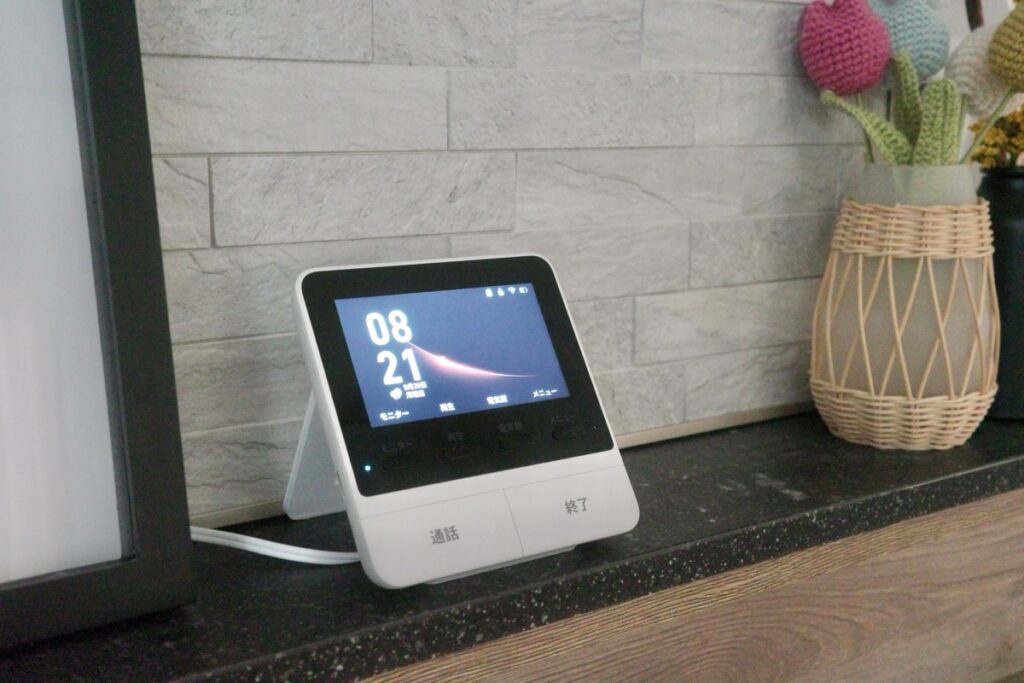 SwitchBot スマートテレビドアホンの親機を設置