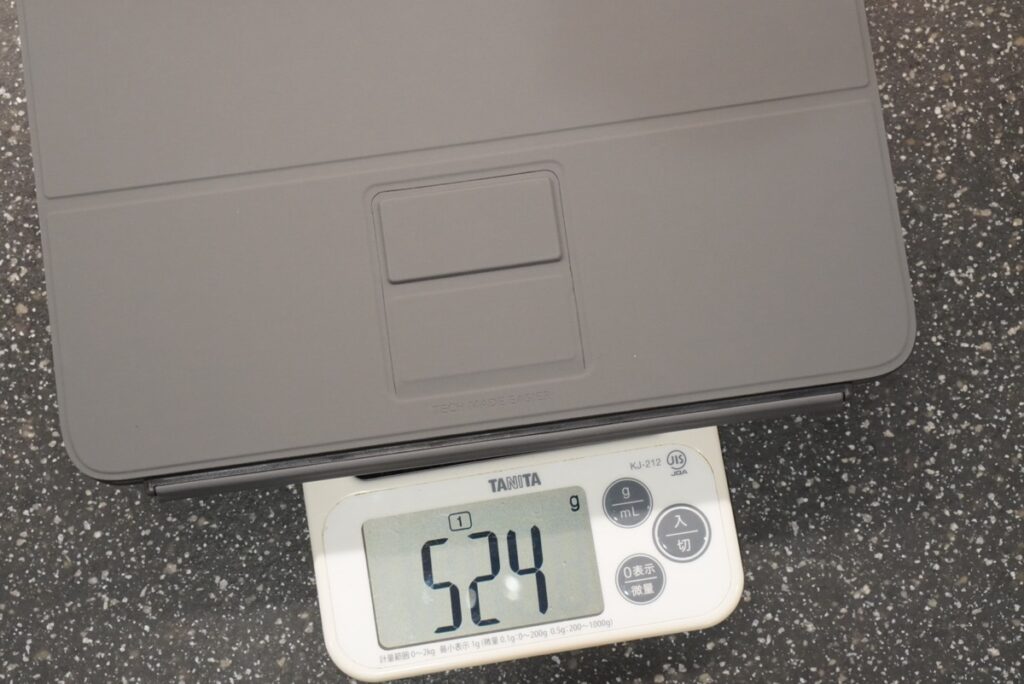 ESR iPad Air 11インチ（M2/M3）Flexキーボードケースの重さ