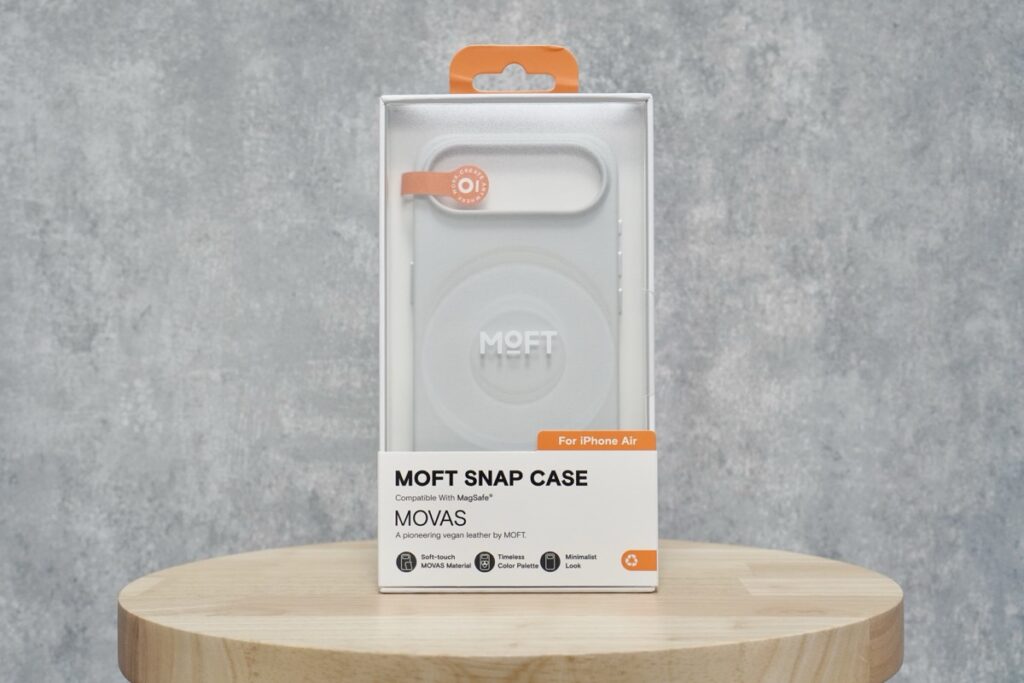 MOFT MOVASレザーケース（iPhone Air）のパッケージ