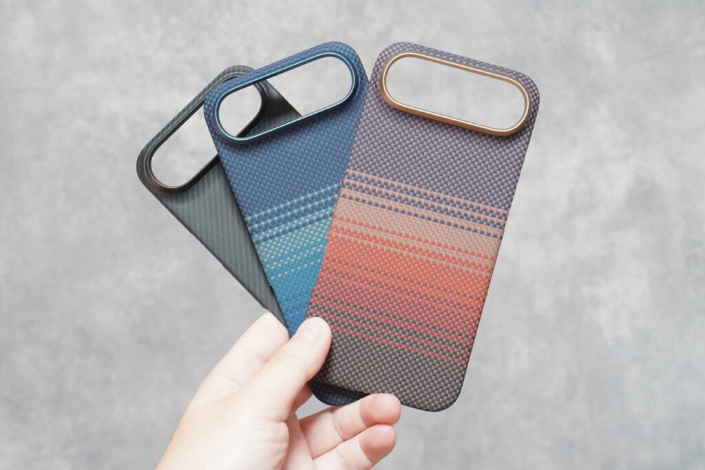 軽さと薄さが際立つPITAKAのiPhoneケース