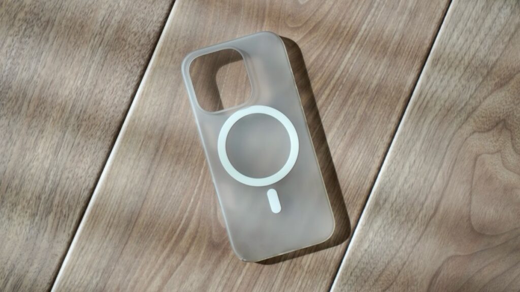 1年後のTHE FROST AIR ULTRAにもケースの傷はほとんど見られない