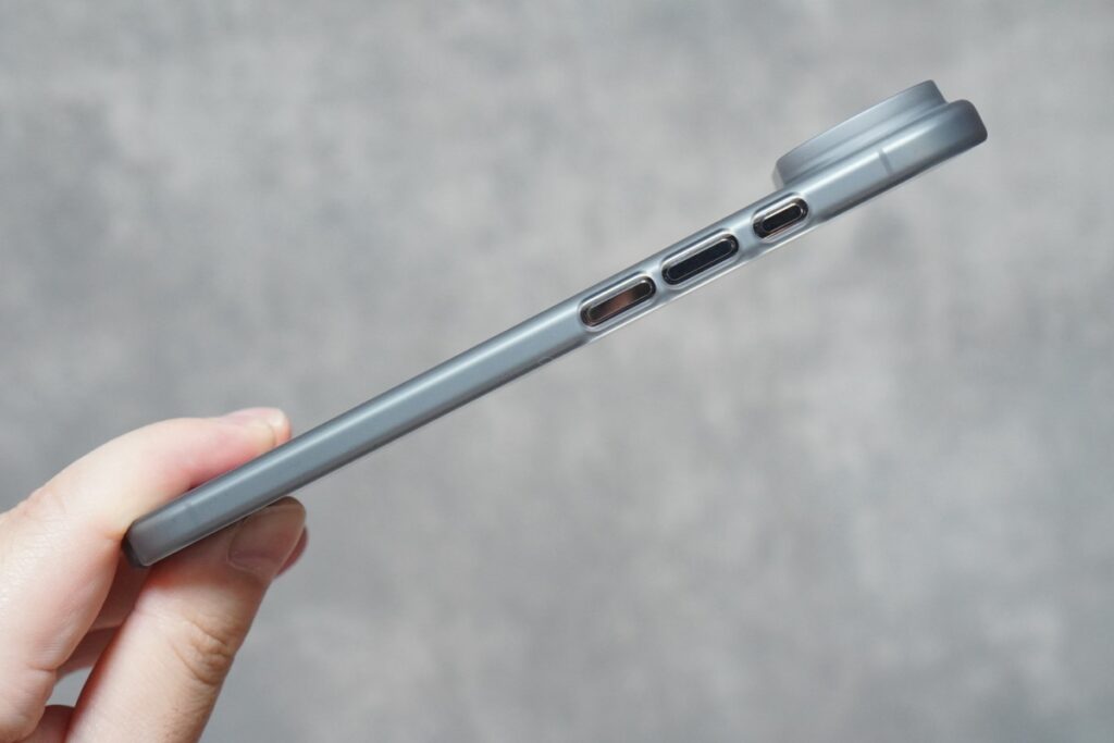 THE FROST AIR ULTRA（スモークブラック）の側面