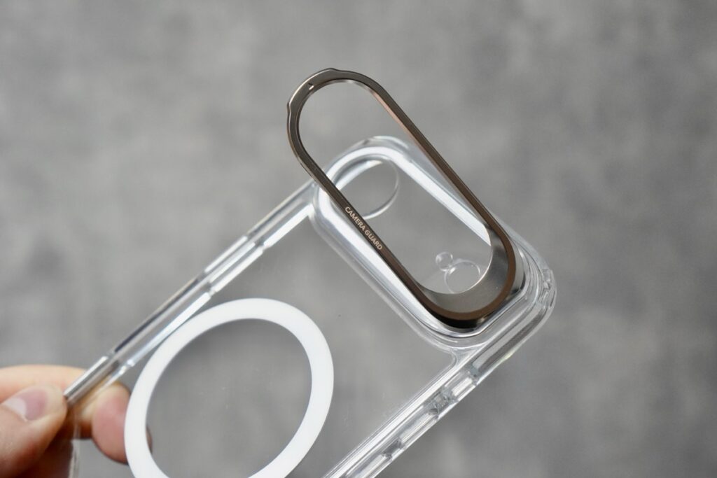 カメラフレームがスタンド構造になっている