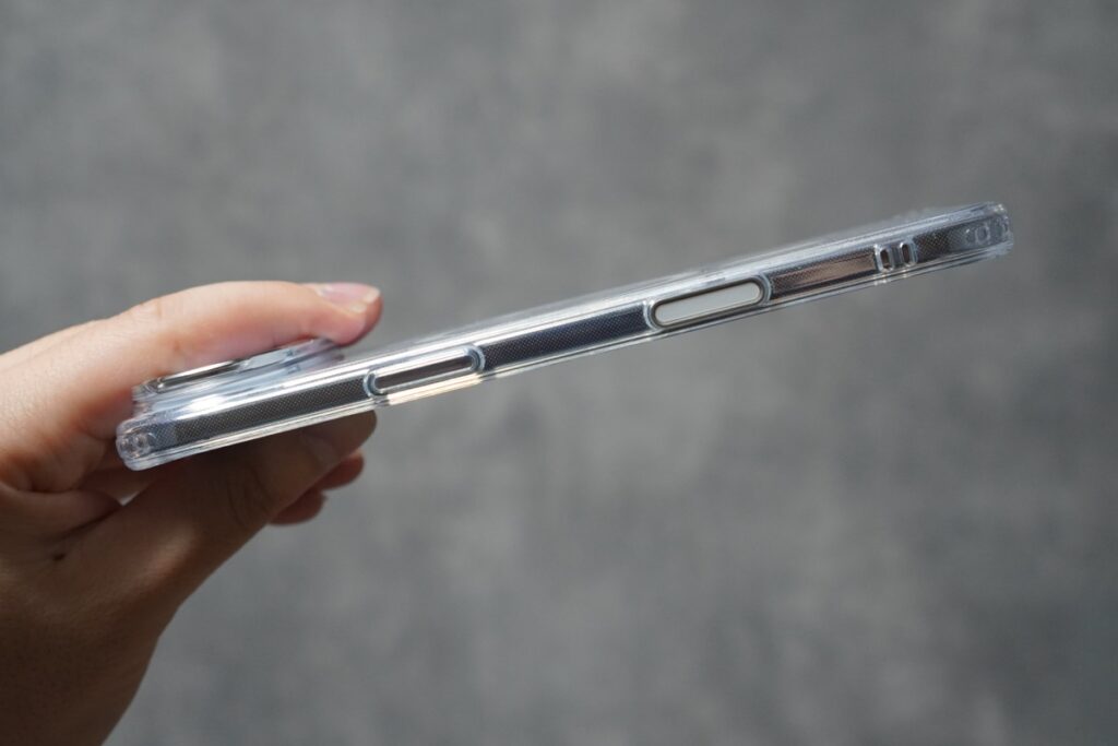 HYBRID MAGNETIC CASEのカメラコントロール周り