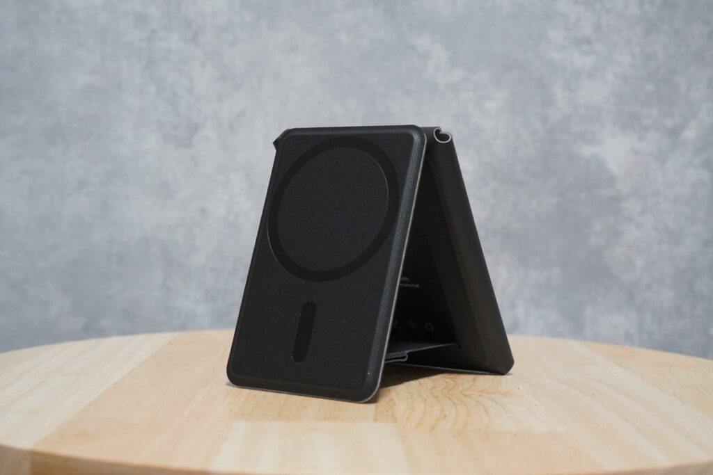 多機能カードケース&スタンド(スタンドあり)