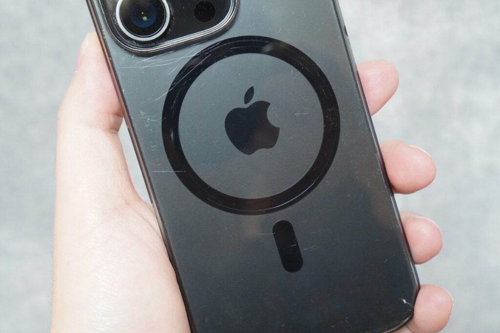 THE INVISIBLE AIRは傷つきやすい