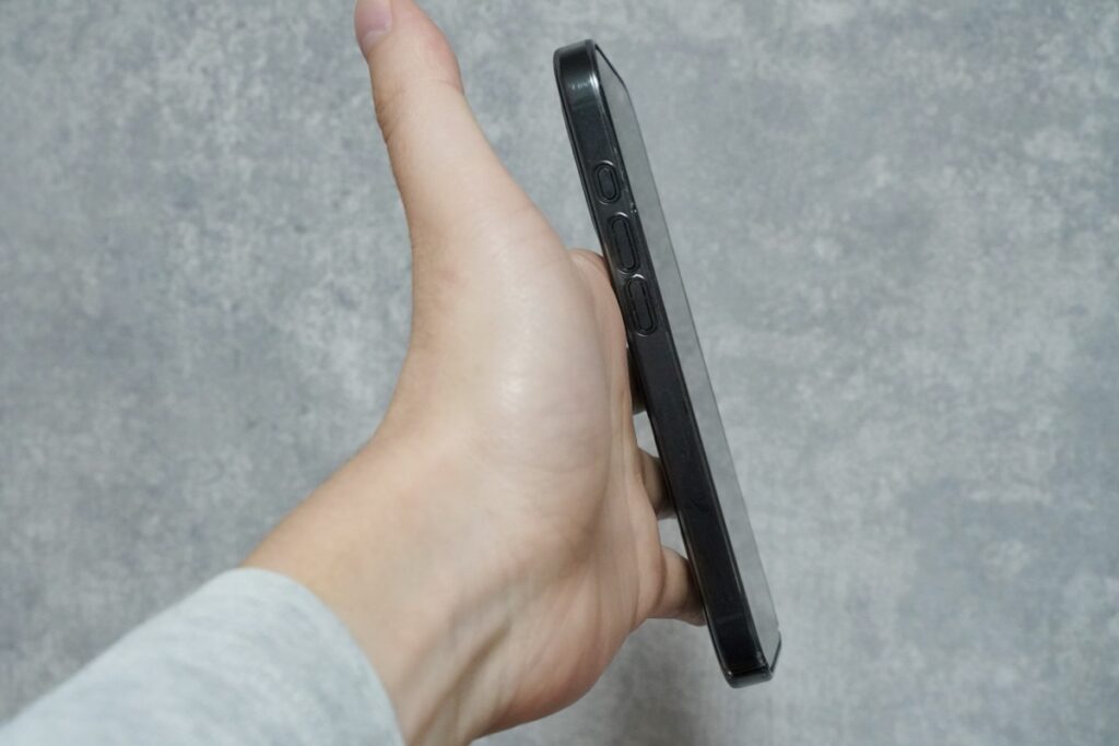 使い込むと手に吸い付くようなグリップ感になるTHE INVISIBLE AIR