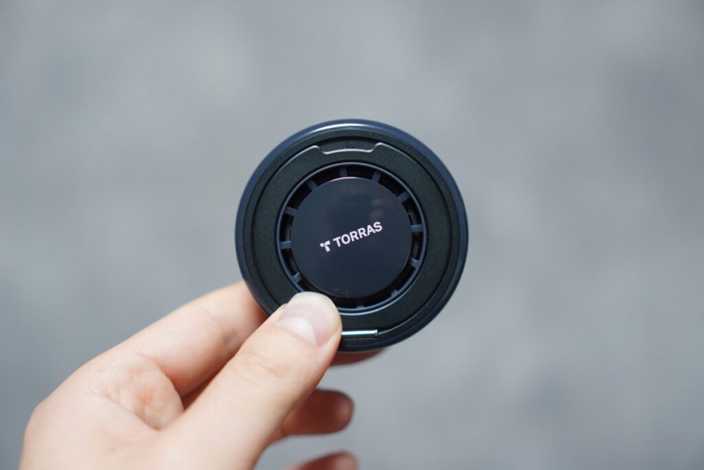 Ostand PolarCircleの前面デザイン