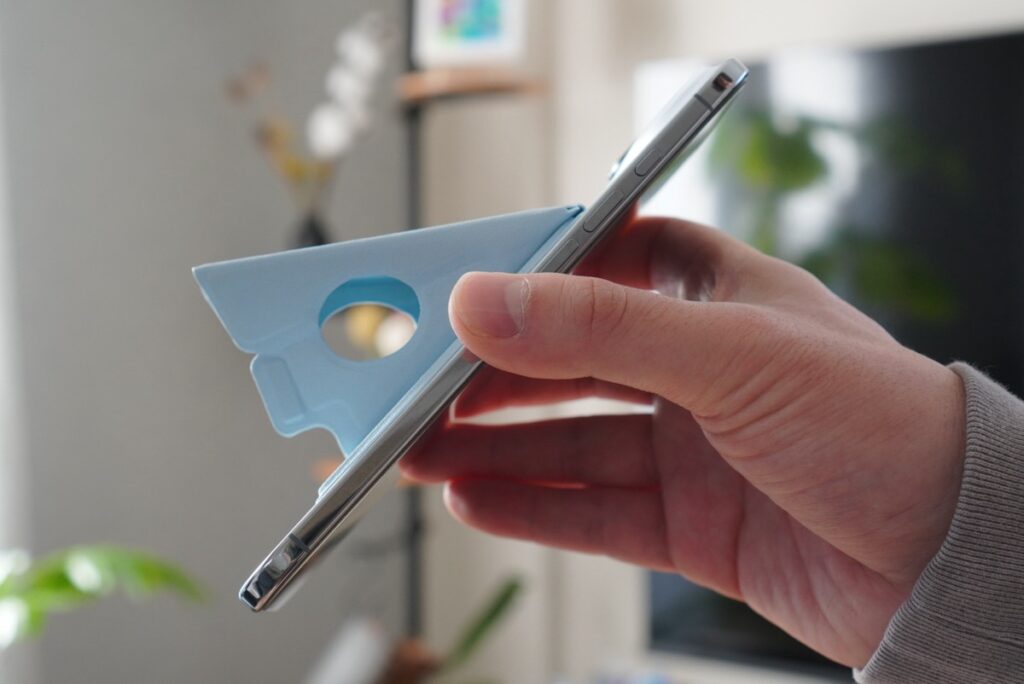 beak mag 2には、指を通せるリングを搭載