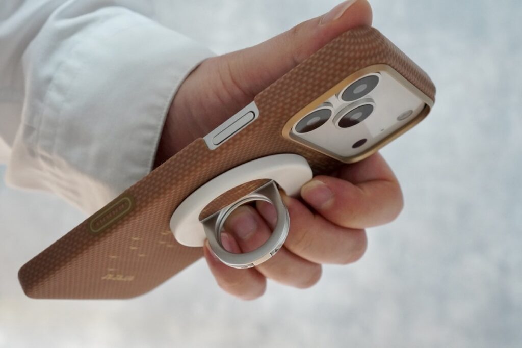 指をかけずに縁に引っ掛けて使うこともできる