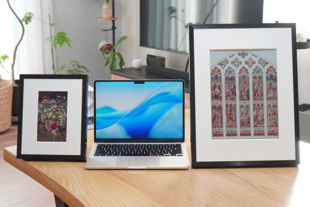 7.3インチと13.3インチとPCの比較