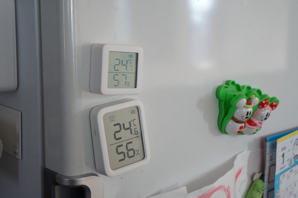 SwitchBot 温湿度計と温湿度計プラスはマグネット内蔵