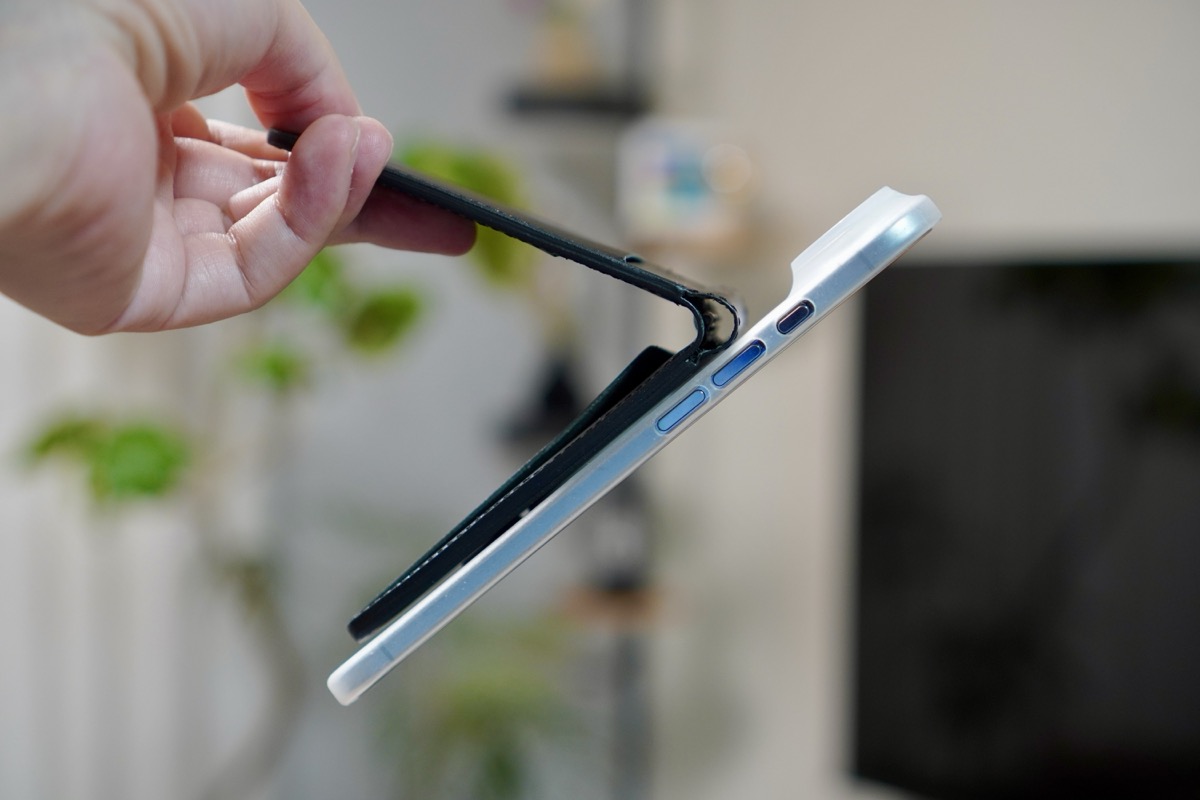 Molid MagSafe Walletの磁力は問題なし